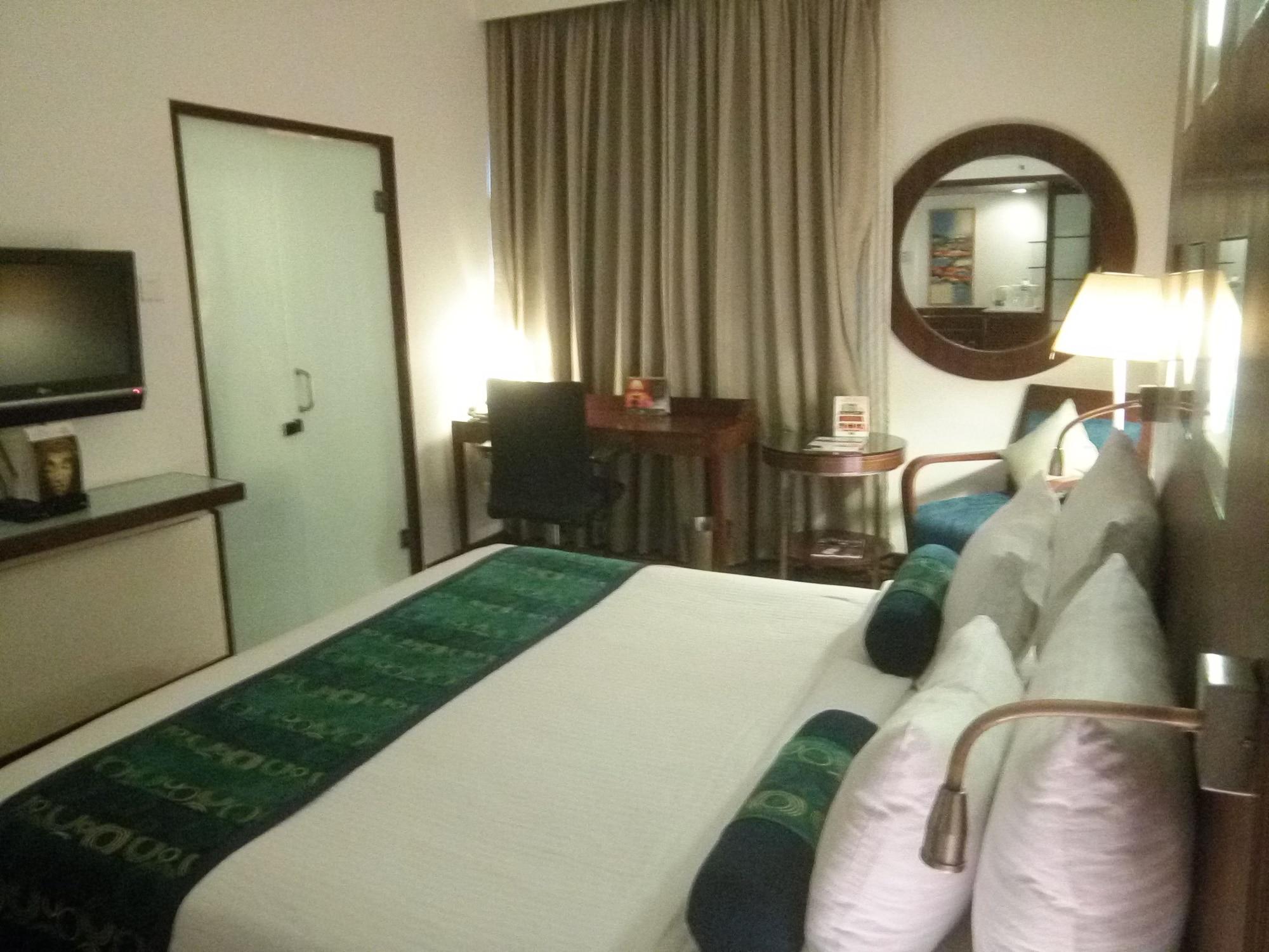 Pride Hotel, Τσενάι Εξωτερικό φωτογραφία