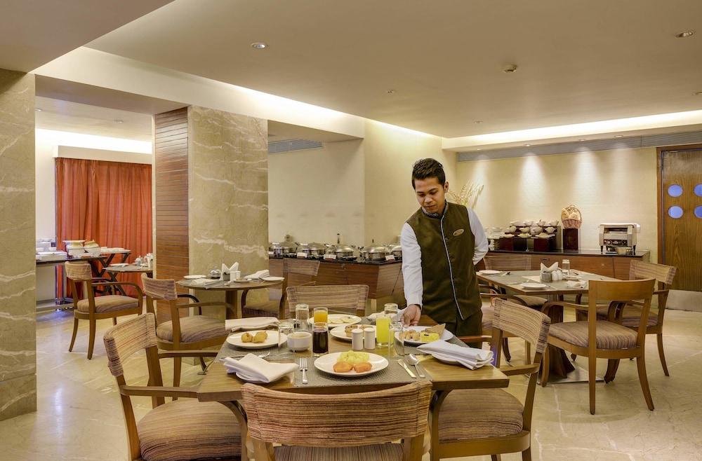 Pride Hotel, Τσενάι Εξωτερικό φωτογραφία