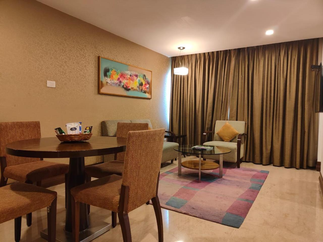 Pride Hotel, Τσενάι Εξωτερικό φωτογραφία